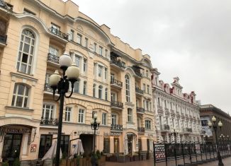 Сдаю 2-ком. квартиру, 55 м2, Москва, улица Арбат, 30/3с1, улица Арбат