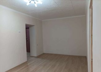 2-комнатная квартира на продажу, 38 м2, Владикавказ, проспект Коста, 286к1, 4-й микрорайон