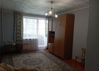 Сдается 1-комнатная квартира, 36 м2, Клинцы, улица Гагарина, 112