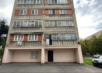 Продается трехкомнатная квартира, 85 м2, Владикавказ, Кырджалийская улица, 23, 34-й микрорайон