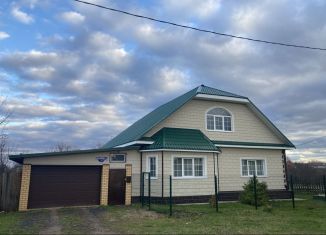 Продаю дом, 142 м2, поселок Юг, улица Чапаева, 27