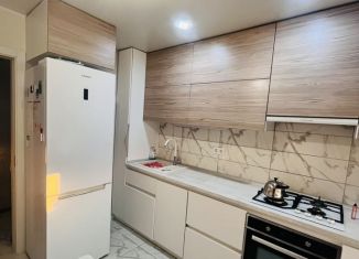 Продажа 4-комнатной квартиры, 70 м2, Оренбург, улица Терешковой, 27, Центральный район