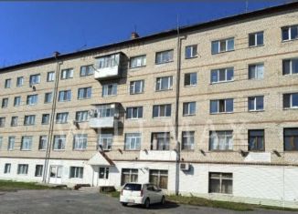 Четырехкомнатная квартира на продажу, 130 м2, Ялуторовск, улица Ватутина, 1