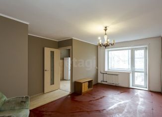 Продается двухкомнатная квартира, 43.8 м2, Кемеровская область, улица Ватутина, 8