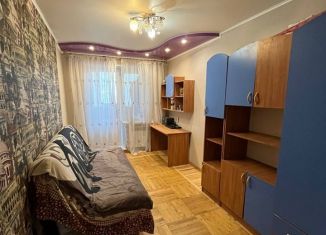 Сдаю 3-ком. квартиру, 60 м2, посёлок Майский, Садовая улица, 8