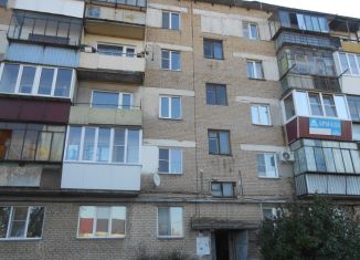Продажа двухкомнатной квартиры, 44 м2, посёлок Лазурный, улица Кирова, 34