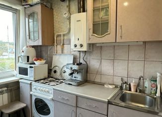 Продам 2-комнатную квартиру, 39 м2, Дзержинск, Молодёжная улица, 10