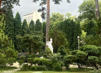 Торговая площадь на продажу, 216 м2, Махачкала, Кировский район, улица Ахмеда Магомедова, 4к1