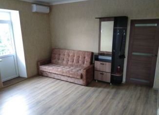 Сдается 2-ком. квартира, 60 м2, станица Ленинградская, Красная улица