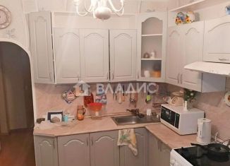 Продаю 2-ком. квартиру, 53 м2, Москва, Беловежская улица, 73