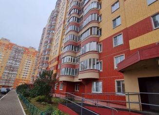 Продажа 2-комнатной квартиры, 57.2 м2, Курская область, проспект Анатолия Дериглазова, 71