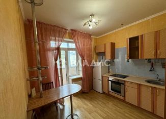 Продаю 1-комнатную квартиру, 38.1 м2, Красногорск, улица Вилора Трифонова, 6