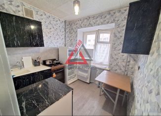 Продаю 1-ком. квартиру, 30.1 м2, Каменск-Уральский, проспект Победы, 34