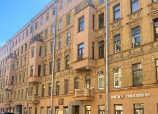 Продажа 3-ком. квартиры, 55 м2, Санкт-Петербург, улица Лизы Чайкиной, 25, метро Горьковская