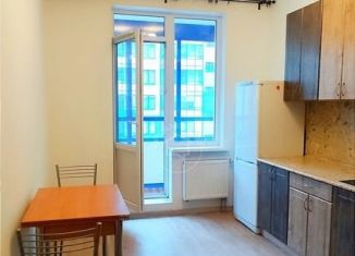 Продаю 3-ком. квартиру, 82 м2, Кудрово, Центральная улица, 50к1, ЖК Вена