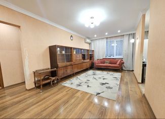 Продам 3-ком. квартиру, 64 м2, Ростовская область, бульвар Комарова, 4