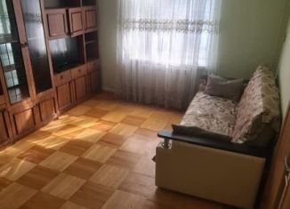 Двухкомнатная квартира в аренду, 60 м2, Шахты, проезд Микрорайон Горняк, 5