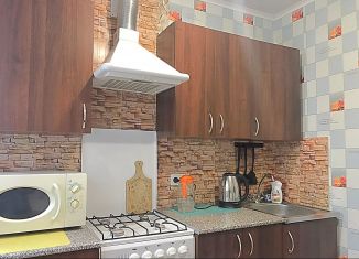 Сдам однокомнатную квартиру, 35 м2, Брянск, улица Академика Королёва, 1