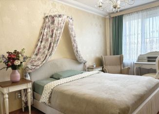 Продается 3-ком. квартира, 60.9 м2, Санкт-Петербург, улица Седова, 101, метро Обухово