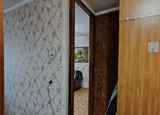 Продаю 3-комнатную квартиру, 47 м2, Белово, улица Ленина