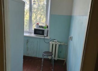 Продам трехкомнатную квартиру, 56 м2, Кингисепп, проспект Карла Маркса, 9