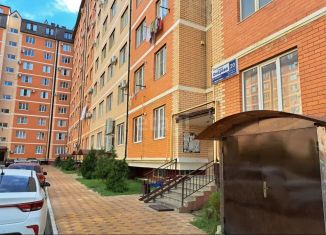 Продается двухкомнатная квартира, 73.8 м2, Каспийск, проспект М. Омарова, 20