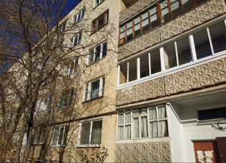 Продается двухкомнатная квартира, 53 м2, Верхний Тагил, улица Маяковского, 37