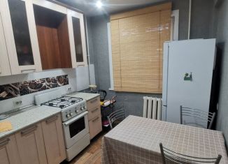 Продается трехкомнатная квартира, 57.6 м2, Ангарск, 17-й микрорайон, 6