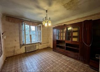 Продается трехкомнатная квартира, 72 м2, Балахна, улица Горького, 36