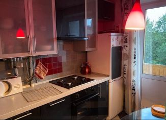 Продам 3-комнатную квартиру, 65 м2, Москва, Чусовская улица, 15, метро Измайловская