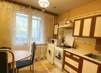 Продажа двухкомнатной квартиры, 53 м2, Псков, Красноармейская улица, 22