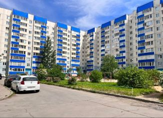 3-комнатная квартира на продажу, 90.9 м2, город Тельмана, Октябрьская улица, 3