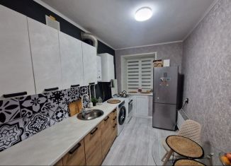 Продажа 2-ком. квартиры, 49 м2, Агрыз, улица Максима Горького, 9