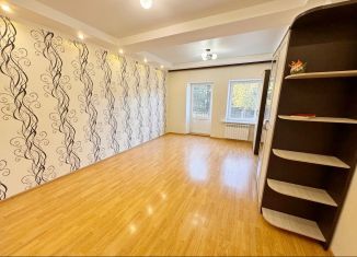 Трехкомнатная квартира на продажу, 77.5 м2, Кольчугино, улица Гагарина, 3