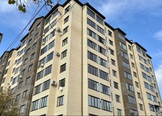 Продается двухкомнатная квартира, 73 м2, Владикавказ, улица Леонова, 10А