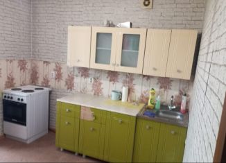 Продается 2-комнатная квартира, 64 м2, Кемеровская область, улица Фадеева, 12А