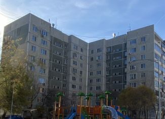 Продается двухкомнатная квартира, 49.5 м2, Тюмень, Калининский округ, улица Московский Тракт, 131