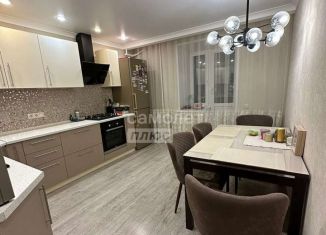 Продам 2-ком. квартиру, 74.9 м2, Казань, улица Четаева, 28