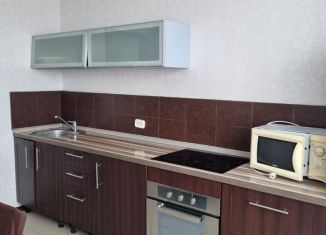 Сдам 3-комнатную квартиру, 77 м2, Иркутск, Байкальская улица, 202/2, ЖК Лазурный