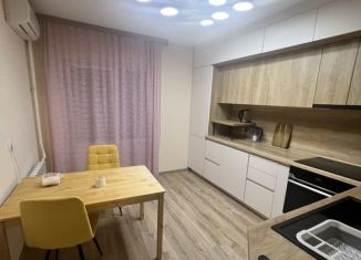 Сдаю 1-ком. квартиру, 39 м2, Воронеж, Крымская улица