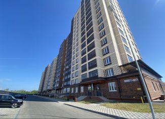 Продаю 1-ком. квартиру, 52 м2, Чебоксары, Водопроводная улица, 10к2