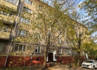 Продаю 2-ком. квартиру, 57 м2, Москва, улица Академика Комарова, 13А