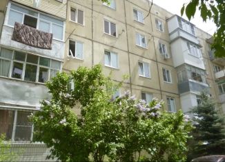 Продажа трехкомнатной квартиры, 86 м2, Черкесск, улица Космонавтов, 52