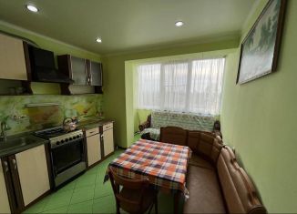 Продается трехкомнатная квартира, 67 м2, Темрюк, улица Калинина, 103