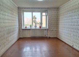 Продам 2-ком. квартиру, 48 м2, Зеленодольск, улица Карла Маркса, 60