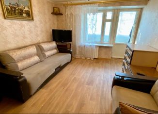 Сдается 1-ком. квартира, 34 м2, Сергиев Посад, улица Маслиева, 8