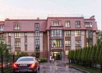 Продам 3-комнатную квартиру, 69.1 м2, Калининградская область, улица Ватутина, 38А