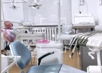 Продам помещение свободного назначения, 47 м2, поселок городского типа Нижнегорский, Лесная улица, 2