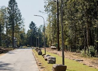 Земельный участок на продажу, 11.4 сот., деревня Новожилово, Центральная улица