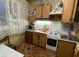 Продажа 3-ком. квартиры, 57 м2, Мурманск, улица Капитана Орликовой, Первомайский округ